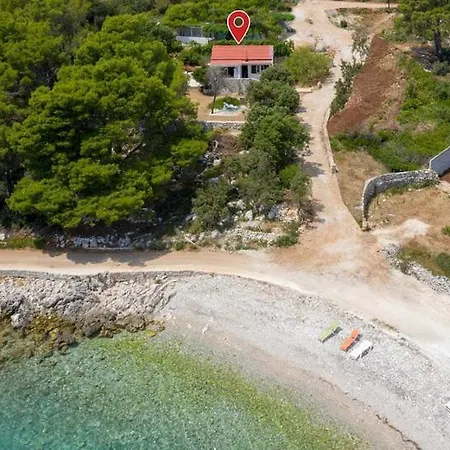 Perla - 50 M From The Villa Sucuraj
